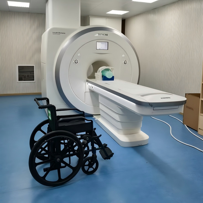 ویلچر MRI غیر مغناطیسی تاشو با ظرفیت وزنی 120 کیلوگرم و طراحی ضد آب برای استفاده ایمن MRI