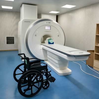 صندلی چرخدار غیر مغناطیسی MRI کودکان با قاب آلومینیوم و پنج نقطه ای