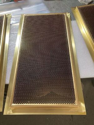 دریچه لانه زنبوری با طول سفارشی طراحی شده برای اتاق MRI با اطمینان از کنترل جریان هوا و ایمنی بهینه در مراکز پزشکی