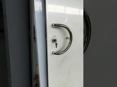 اتاق ام آر آی با محافظ رادیواکتیو سفید برای بیمارستان